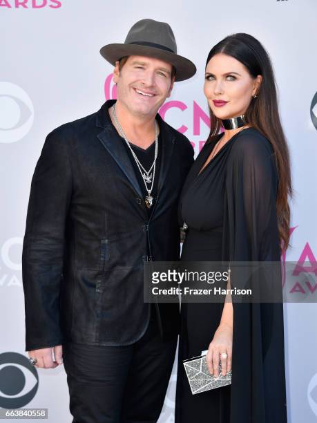 Recording artist Jerrod Niemann and Morgan Petek attend the 52nd Academy Of Country Music Awards at Toshiba Plaza on April 2, 2017 in Las Vegas,...