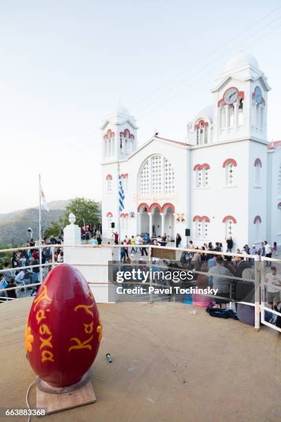 orthodox easter celebrations in front of church of archangelos michail in pedoulas village, troodos mountains, cyprus - orthodox easter 個照片及圖片檔