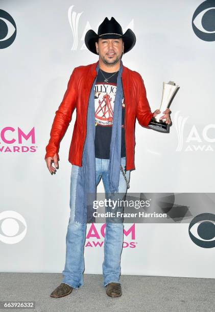 Recording artist Jason Aldean, winner of the Entertainer of the Year award, poses in the press room during the 52nd Academy Of Country Music Awards...