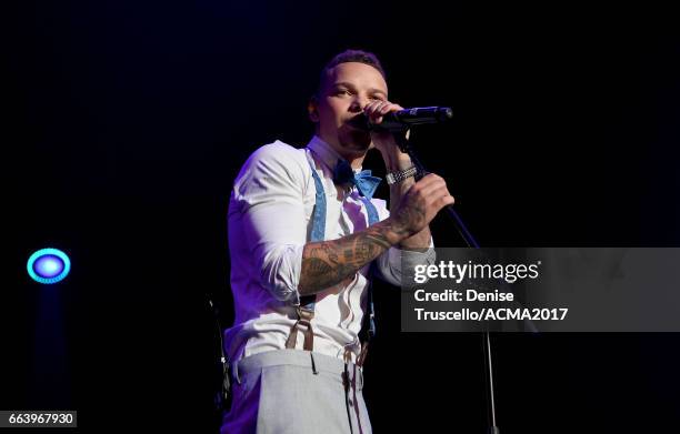 Singer Kane Brown performs onstage at the ACM Awards official after party at The Joint inside the Hard Rock Hotel & Casino on April 2, 2017 in Las...