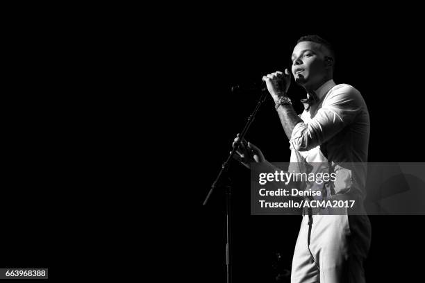 Singer Kane Brown performs onstage at the ACM Awards official after party at The Joint inside the Hard Rock Hotel & Casino on April 2, 2017 in Las...