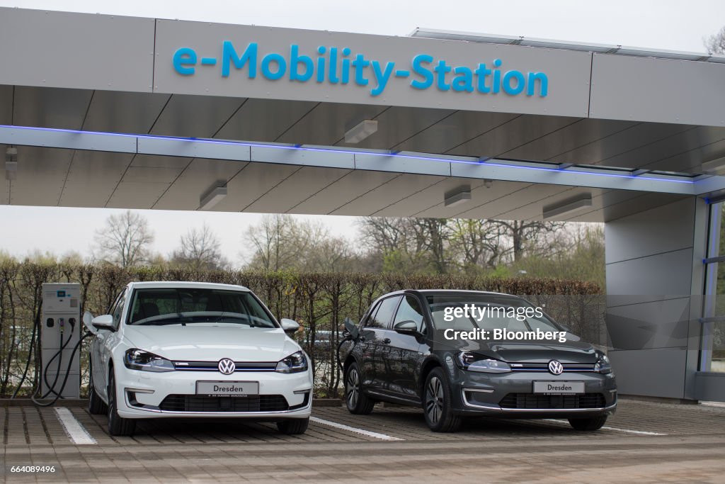 Volkswagen AG Unveil Solar Powered E-charging Station