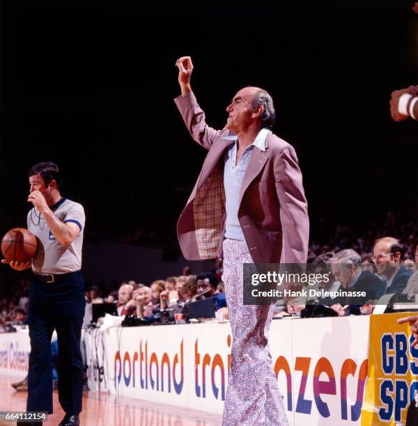 Jack Ramsay Rugby Jack Ramsay And Blazers Fotografías e imágenes de stock - Getty Images