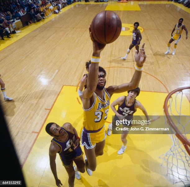 Kareem Abduljabbar And Los Angeles Lakers Photos And Premium High Res kareem-abduljabbar-and-los-angeles-lakers-photos-and-premium-high-res