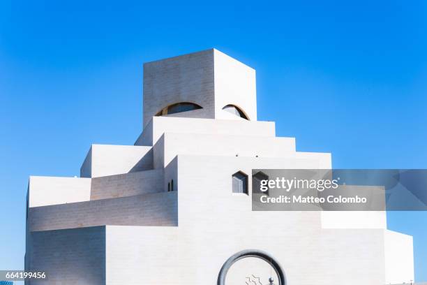 museum of islamic arts, doha, qatar - museum of islamic art stock pictures, royalty-free photos & images