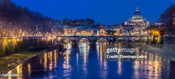 st. peter's basilica, rome - ciudades capitales 個照片及圖片檔