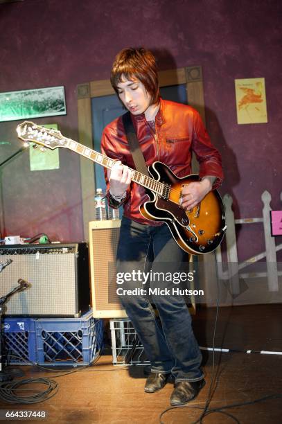 Michael Zakarin of The Bravery, London, 30th March 2005.