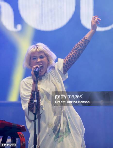 Hannah Hoopers of Grouplove performs at the NCAA March Madness Music Festival 2017 on April 1, 2017 in Margaret T. Hance Park in Phoenix, Arizona.