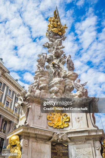 pestsäule plague column graben vienna - wiener graben stock-fotos und bilder