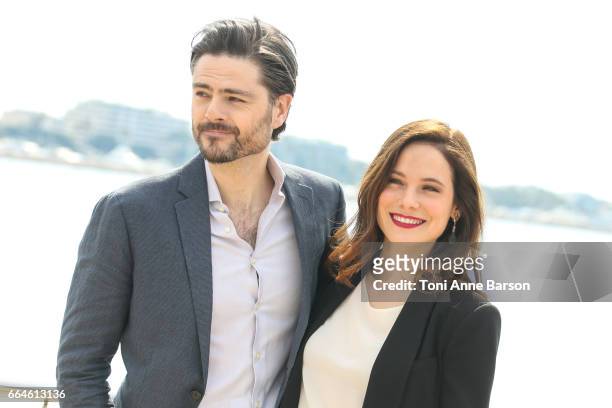 Richard Short and Caroline Dhavernas attend "Mary Kills People" Photocall during MIPTV 2017 on April 3, 2017 in Cannes, France.