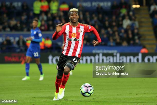 Didier N'Dong of Sunderland during the Premier League match between Leicester City and Sunderland at The King Power Stadium on April 4, 2017 in...