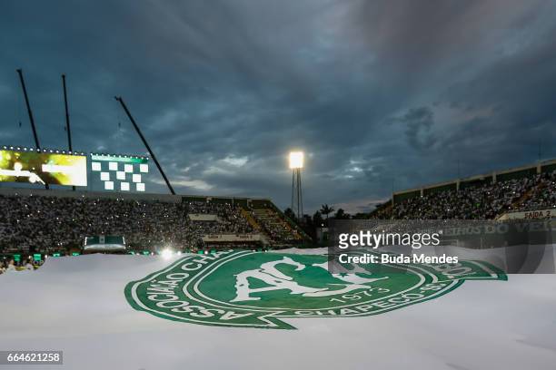 General view of the ceremony in tribute to the victims of the plane crash before the Recopa Sul-Americana 2017 final first leg match between...