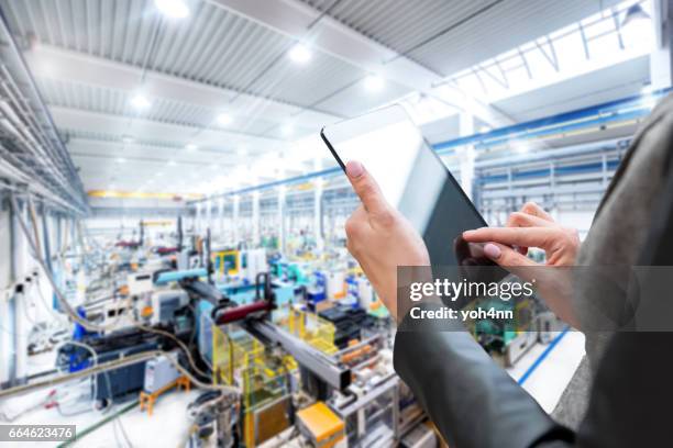 expertise & digital tablet & production line - electronic organizer stock pictures, royalty-free photos & images