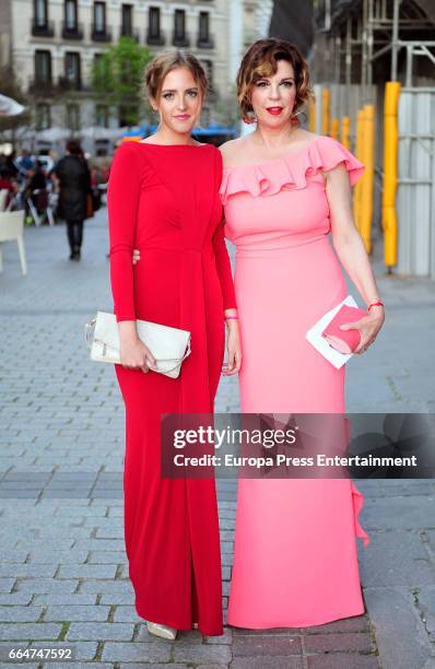 Belinda Washington and her daughter Andrea Pascual attend the Global Gift Gala 2017 at Royal Theatre on April 4, 2017 in Madrid, Spain.