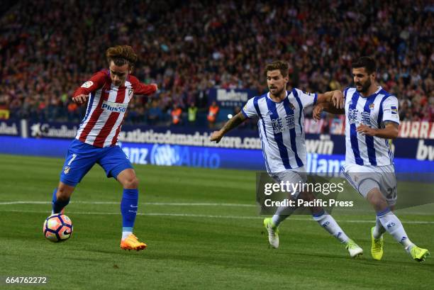 Antoine Griezmann of Atlético de Madrid in action during the La Liga match between Club Atletico de Madrid and Real Sociedad at Vicente Calderón...