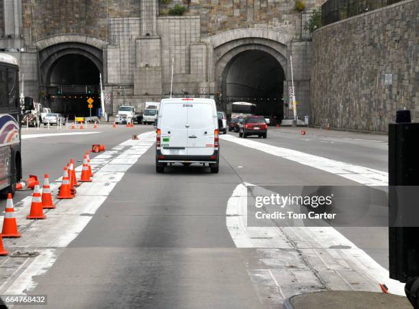 lincoln tunnel entrance - lincoln tunnel stockfoto's en -beelden