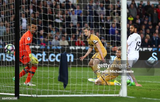 Wayne Routleg Wayne Routledge Photos and Premium High Res Pictures - Getty Images