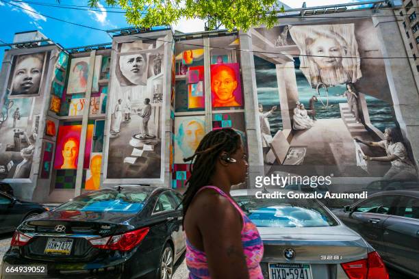 mural arts at philadelphia - philadelphia mural stock pictures, royalty-free photos & images