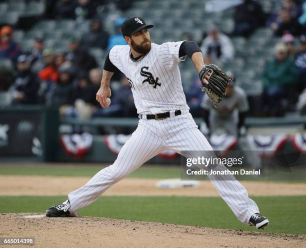 Zach Putnam of the Chicago White Sox pitches against the Detroit Tigers during the opening day game at Guaranteed Rate Field on April 4, 2017 in...