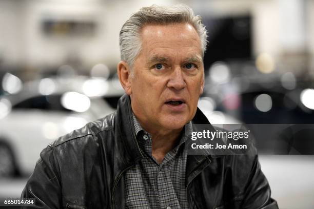 Rod Buscher, CEO of Blinker, a 30-year veteran of the auto industry, puts car buying on a app. From appraisal to listing to buying/selling it. Last...