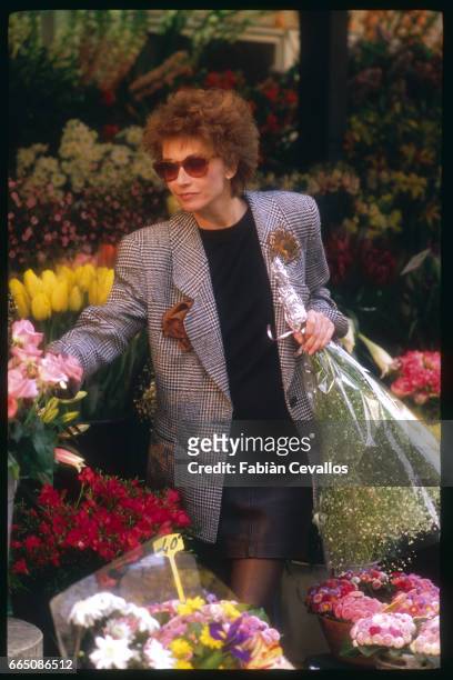 Marlene Jobert in a flower market.