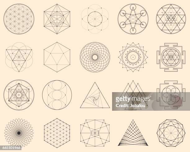 illustrazioni stock, clip art, cartoni animati e icone di tendenza di geometria spirituale esoterica - triangolo forma bidimensionale