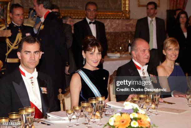 Prince Felipe of Spain, First Lady of France Carla Bruni-Sarkozy, King Juan Carlos of Spain, and First Lady of Spain Sonsoles Espinosa at a gala...