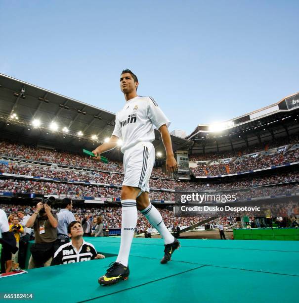 Crsitiano Ronaldo was officially presented, at the Bernabeu's stadium in Madrid, in front of 80.000 persons. | Location: Madrid, Spain.