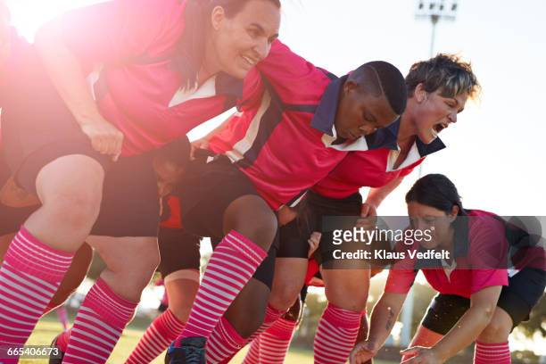 rugby players practicing in the field - amateur championship stockfoto's en -beelden