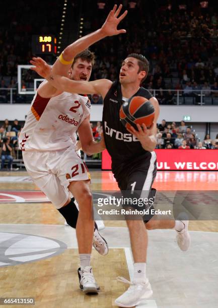 Fabien Causeur, #1 of Brose Bamberg competes with Tibor Pleiss, #21 of Galatasaray Odeabank Istanbul in action during the 2016/2017 Turkish Airlines...