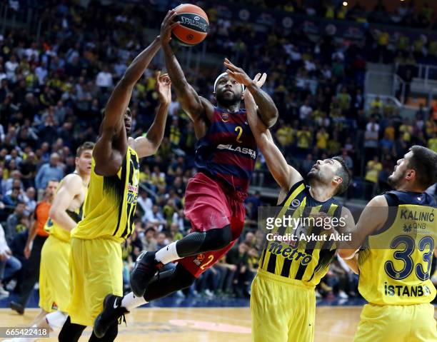 Tyrese Rice, #2 of FC Barcelona Lassa in action during the 2016/2017 Turkish Airlines EuroLeague Regular Season Round 30 game between Fenerbahce...