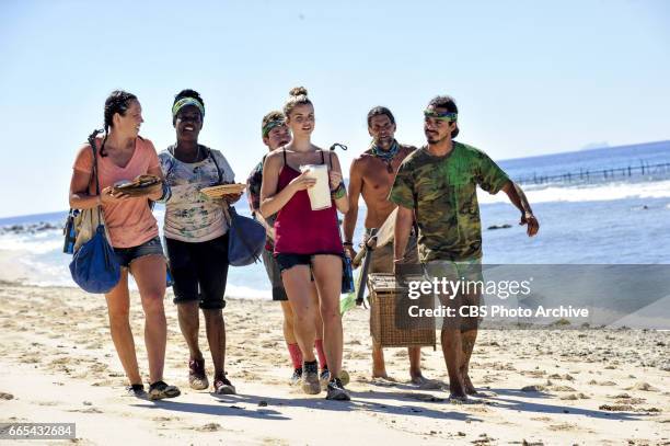 Dirty Deed" - Sarah Lacina, Cirie Fields, Zeke Smith, Andrea Boehlke, Troyzan Robertson and Oscar "Ozzy" Lusth on the fifth episode of SURVIVOR: Game...