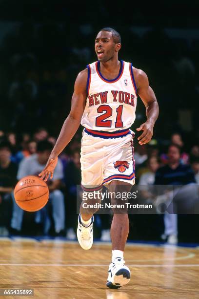 Charlie Ward of the New York Knicks drives against the Utah Jazz on October 22, 1994 at Nassau Memorial Coliseum in Long Island, New York. NOTE TO...