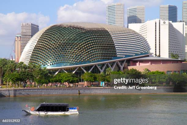 1,360 Esplanade Theatres On The Bay Stock Photos, High-Res Pictures ...