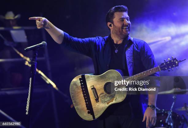 Singer/Songwriter Chris Young performs during Day 1 - Country Thunder Music Festival Arizona on April 6, 2017 in Florence, Arizona.