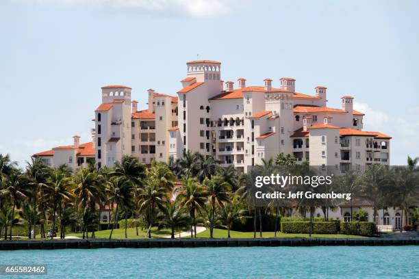 fotos e imágenes de Fisher Island - Getty Images fotos e imágenes de Fisher Island - Getty Images