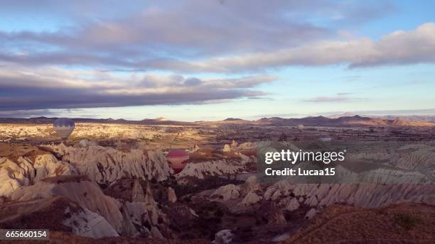 ballons über kappadokien - geologie - fotografias e filmes do acervo