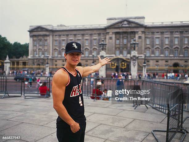 The Rapper Marky Mark 300 Marky Mark 1991 Photos & High Res Pictures - Getty Images
