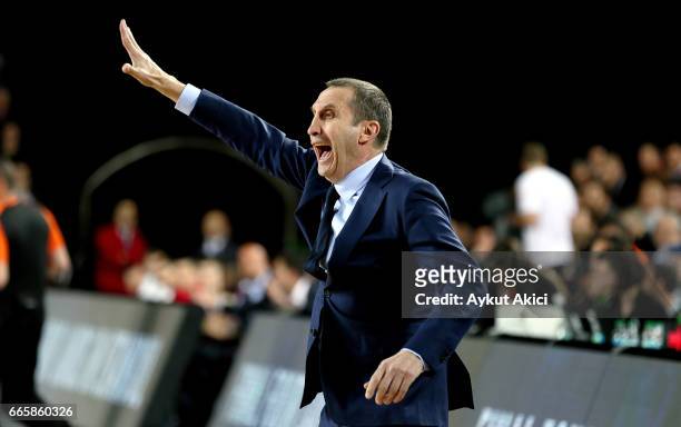 David Blatt, Head Coach of Darussafaka Dogus Istanbul in action during the 2016/2017 Turkish Airlines EuroLeague Regular Season Round 30 game between...