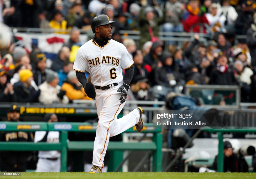 Atlanta Braves v Pittsburgh Pirates