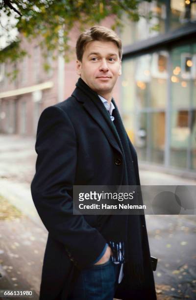 portrait of a man - long coat stock pictures, royalty-free photos & images