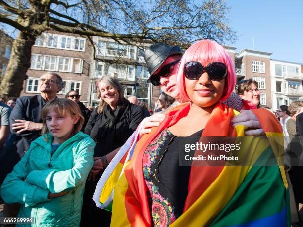 On April 8th, in the Dutch city of Arnhem,a massive demonstration has been called after the aggression that a gay couple suffered this last Saturday...