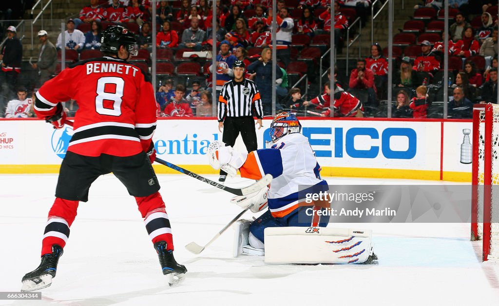 New York Islanders v New Jersey Devils