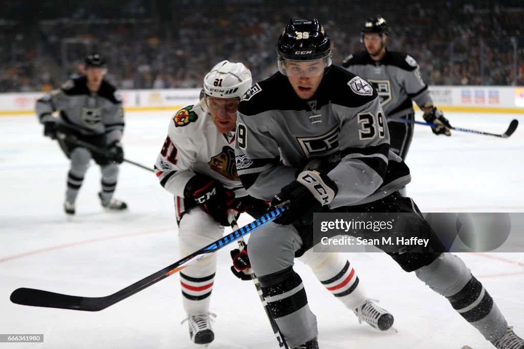 Chicago Blackhawks v Los Angeles Kings