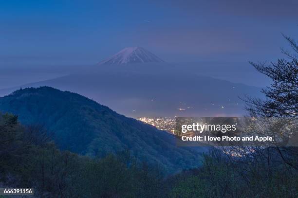fuji view from misaka pass - 町 stock pictures, royalty-free photos & images