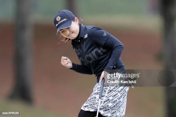 Hinako Yamauchi celebrates her win on the 18th hole during the final round of the Hanasaka Ladies Yanmar Golf Tournament at the Biwako Country Club...