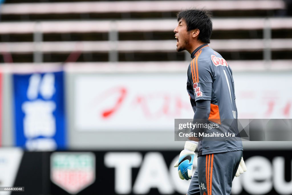 Sagan Tosu v Albirex Niigata - J.League J1