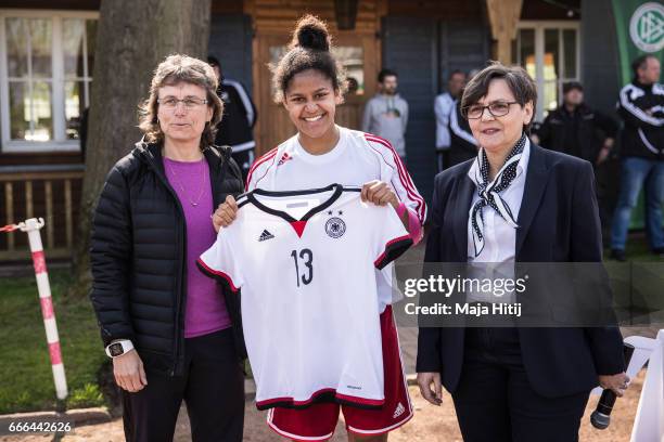 Shekiera Martinez of Hessen is awarded as best scorer by Ulrike Ballweg during the Winner's ceremony during the U16 Girl's Federal Cup at Sport...