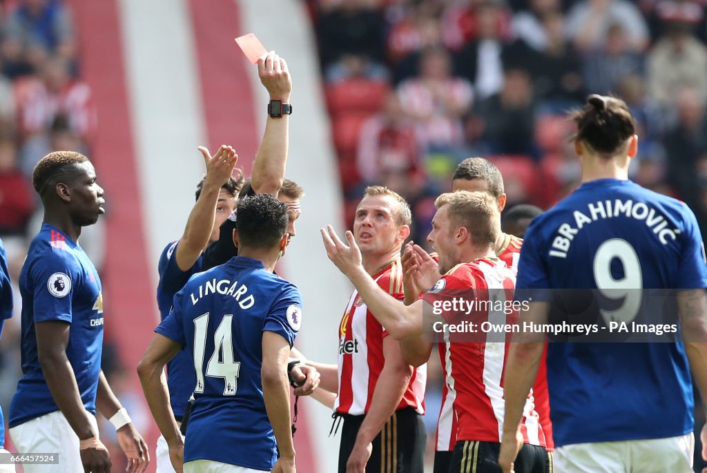 Sunderland v Manchester United - Premier League - Stadium of Light