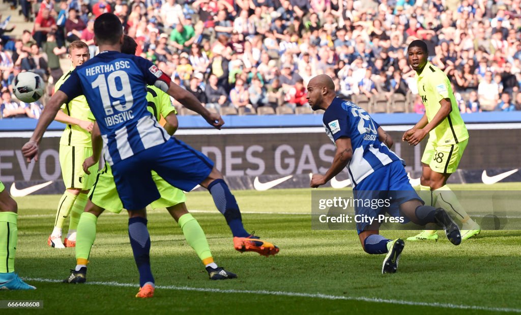 Hertha BSC v FC Augsburg - 1 Bundesliga